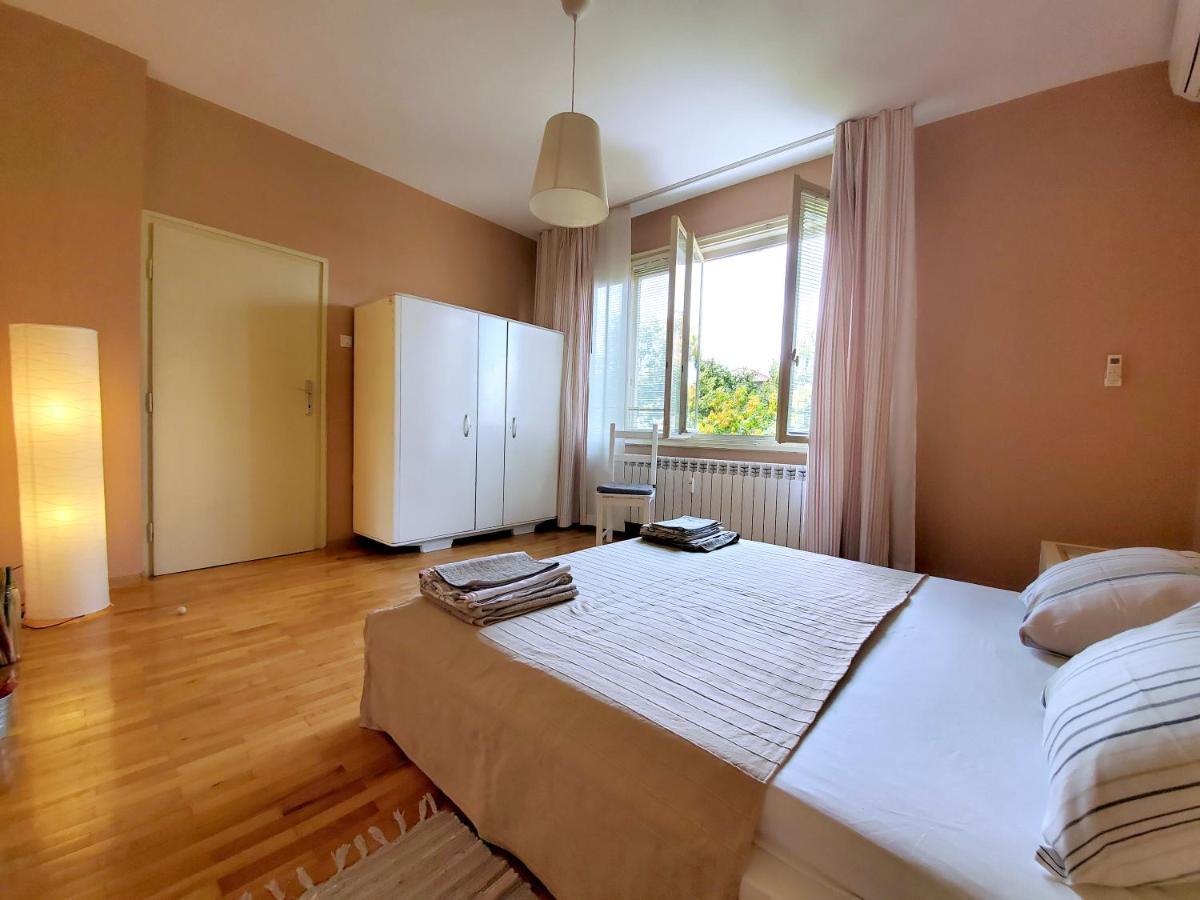 Sunny Central Apartment Sofia Exterior photo